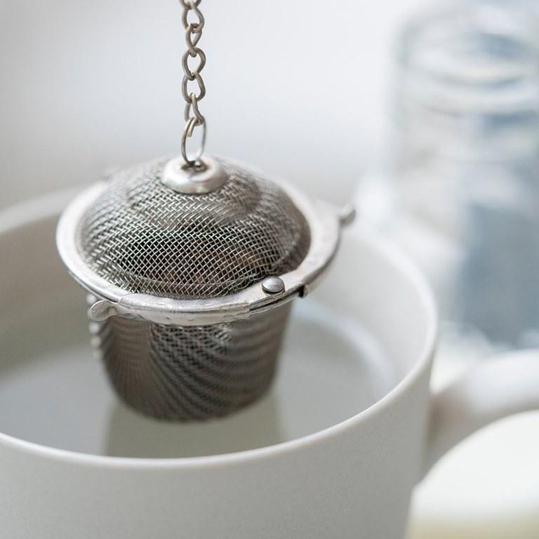 Plastic Free Stainless Steel Loose Tea Infuser, by Eco Living  Tea Infuser £3.5 Eco-friendly, Zero Waste The Contented Company